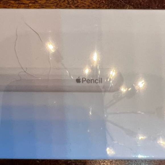BRAND NEW GEN 2 APPLE PENCIL !! - Picture 3 of 6